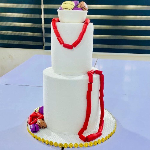 Bari's Delights Cakes N more