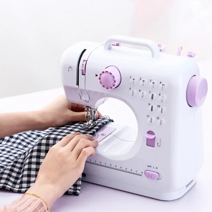 Nini Sewing machine