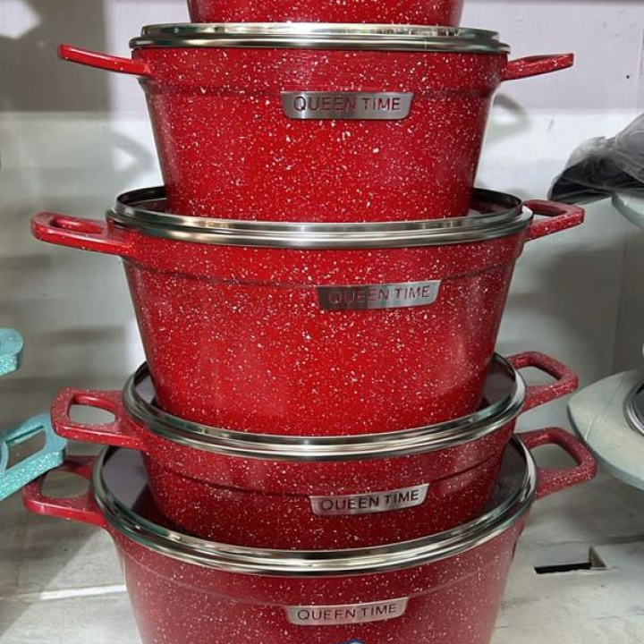 Ensemble d'ustensiles de cuisine moulé, king QUEEN size, casseroles de cuisine à la maison