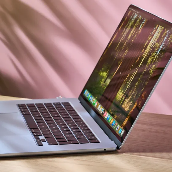 MacBook Air M4 2025