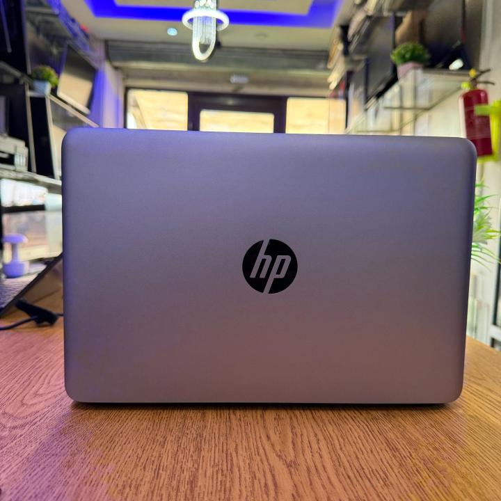 *Brand New 🆕*  *Ultra ultra slim*  *super solid*  *HP elitebook 1020*  *Core m*  *8gb ram*  *128gb ssd*  *4gb total graphics*  *128mb dedicated graphics*  *luminus  keyboard*  *12.5  inches s