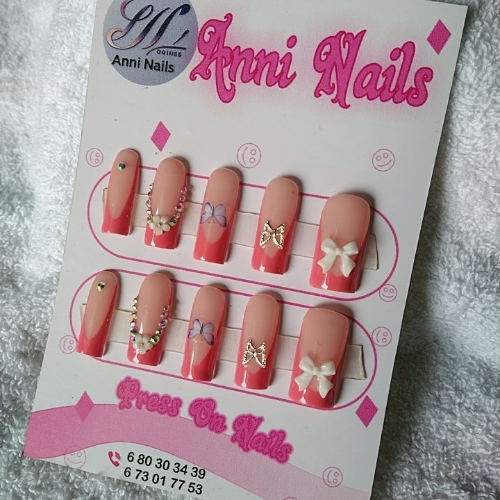 pressed-on nails