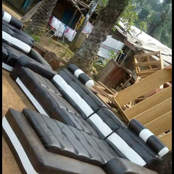 set Couch