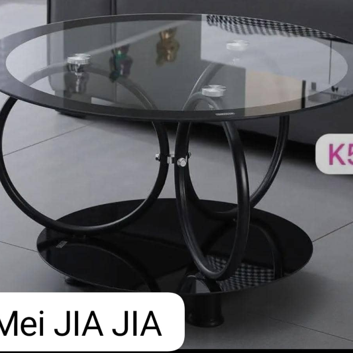 glass table black and white