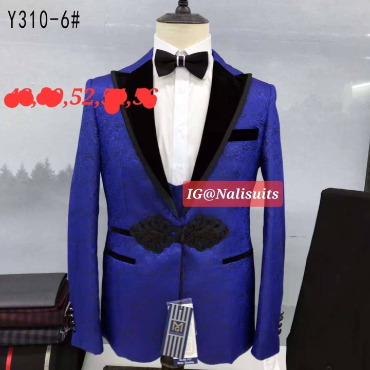 costume bleu