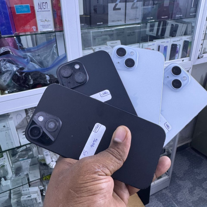 iphone 15 128GB