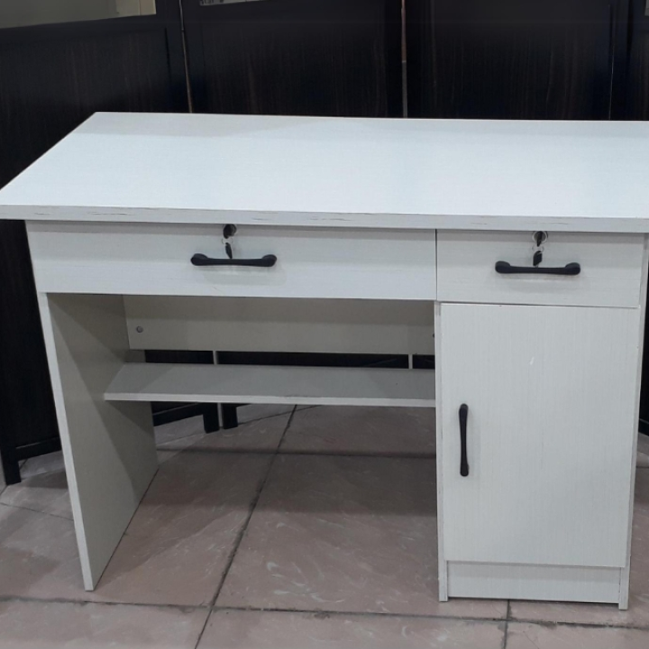 Office table