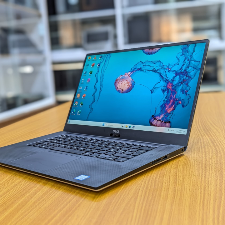 Laptop Professionnel DELL PRECISION 5540 CORE i9  16GB RAM 512Go SSD avec une carte graphi