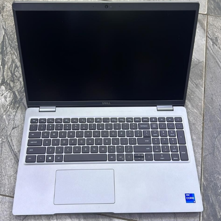 Dell latitude 5520