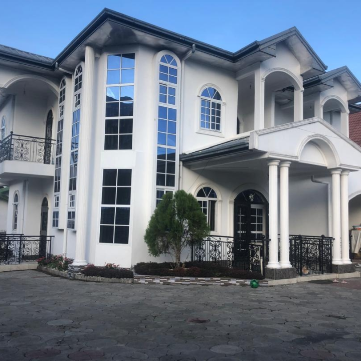 HOUSE ON SALE