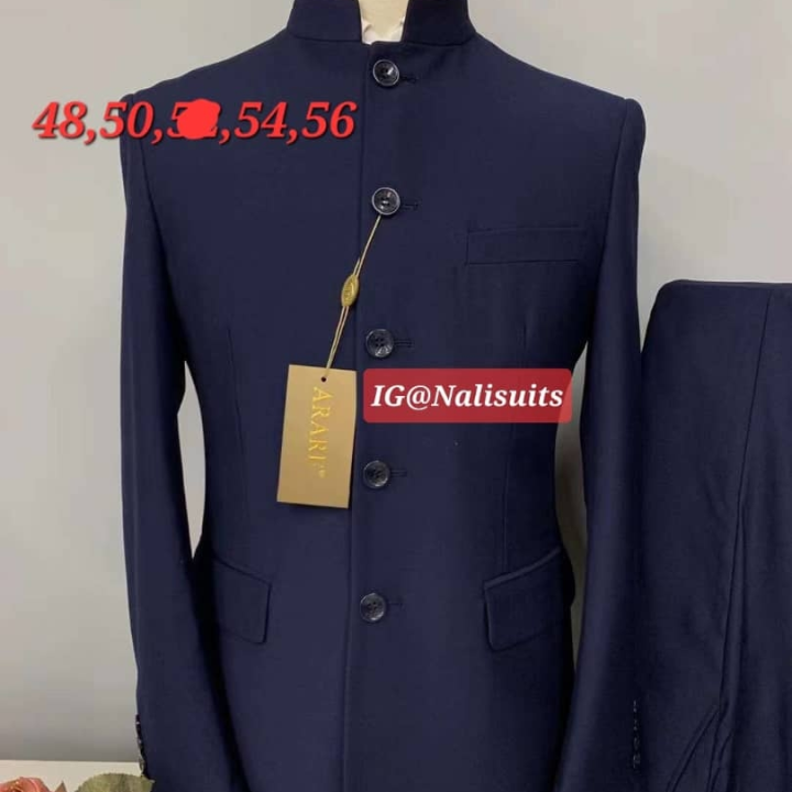 costume bleu