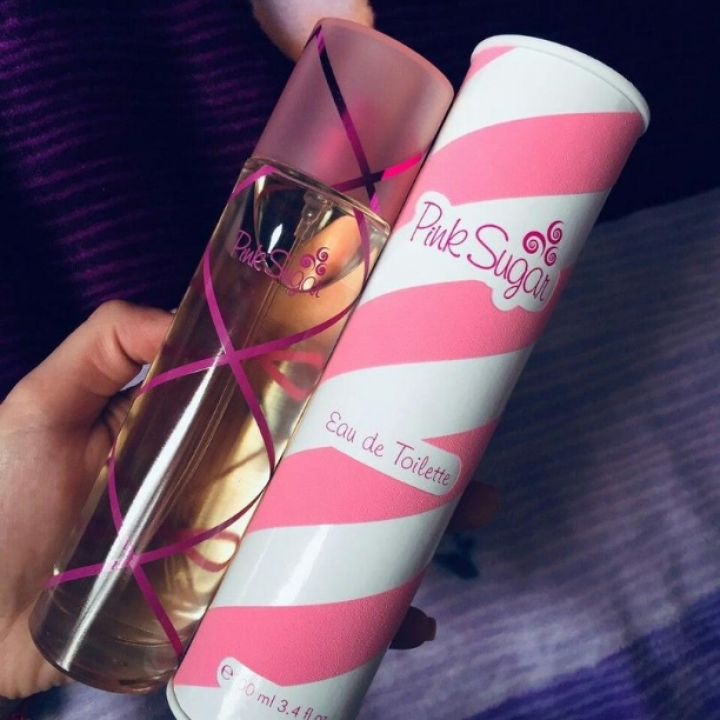 Pink sugar  perfume