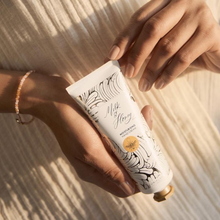 M & H Hand cream