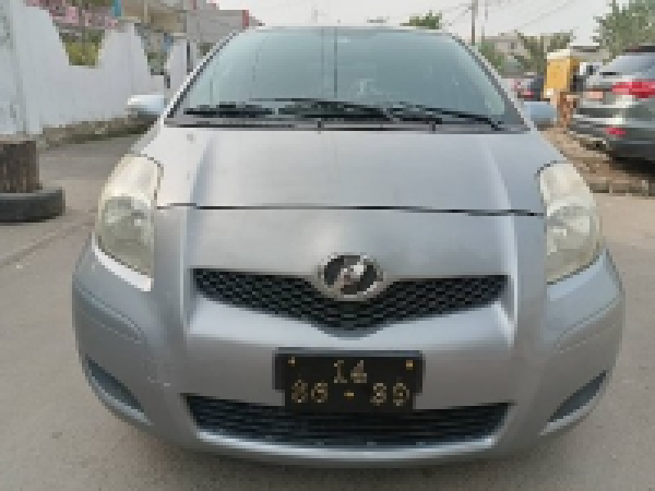 2010 Toyota Vitz