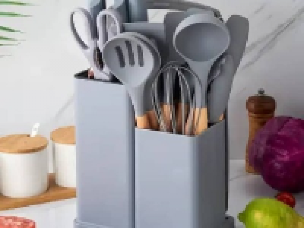 Knife Stand and kitchen utensils