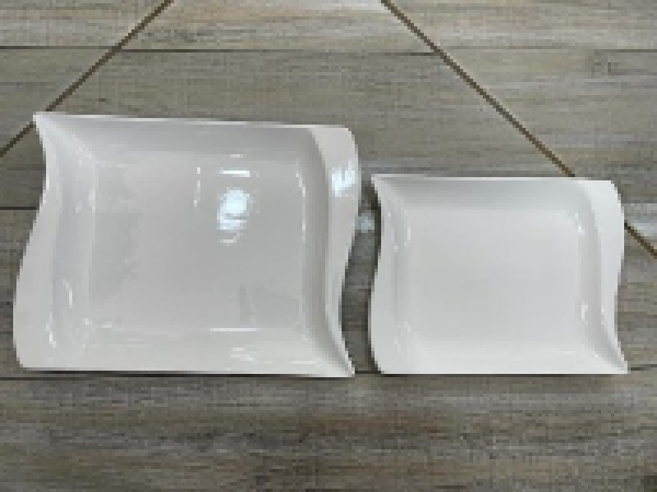 Set of 2 Plates