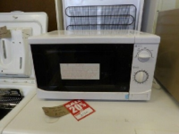 Brand New Midea Microwave