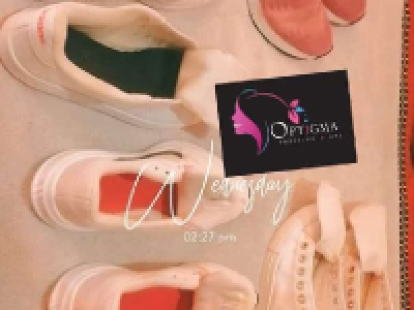 wash shoes