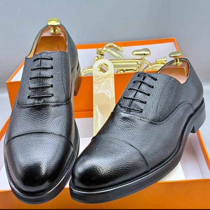 Shoe
