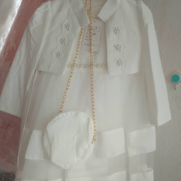 robe enfant blanche
