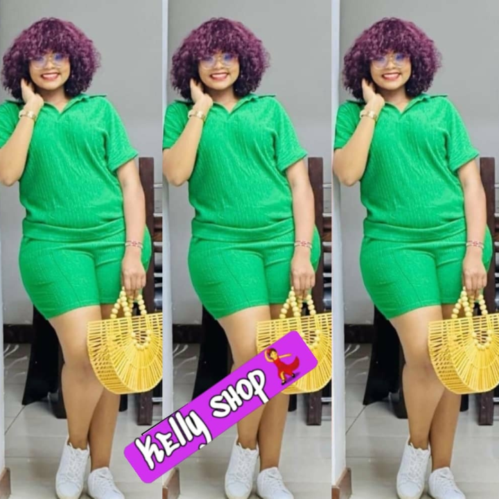 ensemble femme vert ( culotte, t-shirt)
