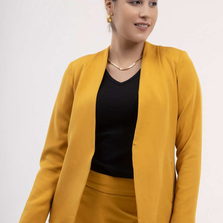 ensemble dame couleur jaune