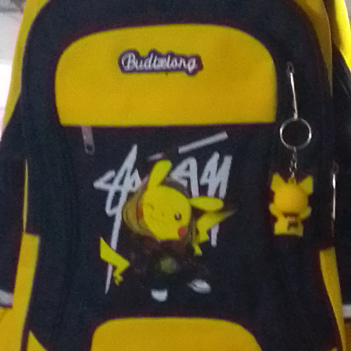 sac de classe jaune noir pokémon