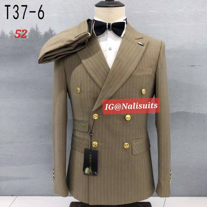 costume marron