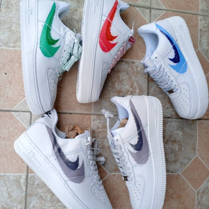 tennis blanche
