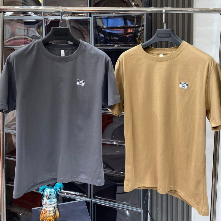 t-shirt noir