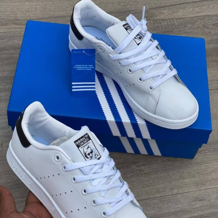 tennis adidas