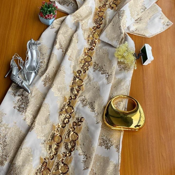 fenale fashion gown
