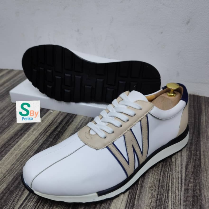 tennis blanche
