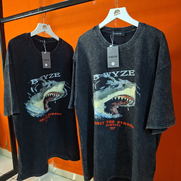tee shirt noire et grise