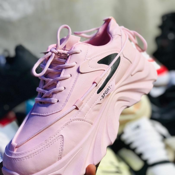 tennis rose pour femme
