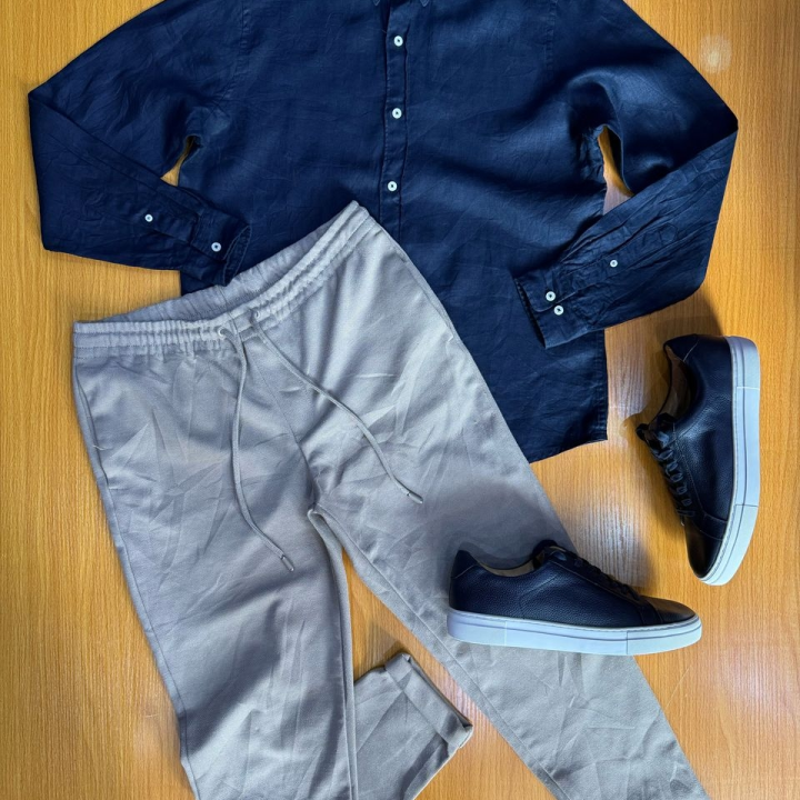 ensemble homme ( jogging, chemise)