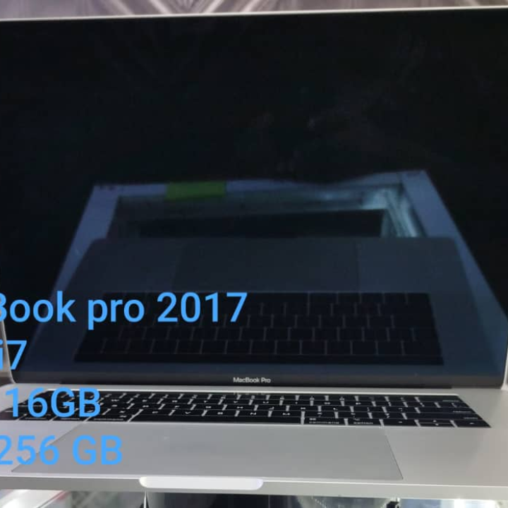 MacBook pro 2017