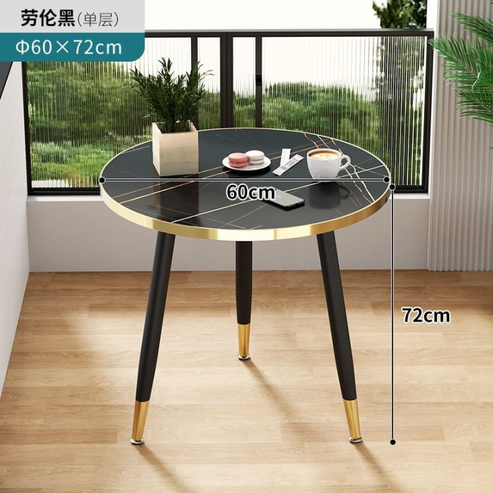 table a trois pieds