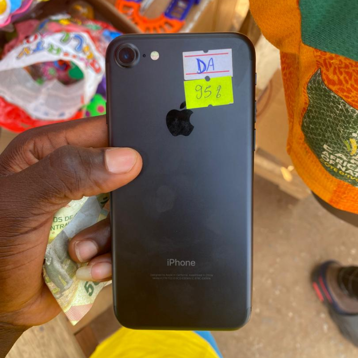 iPhone 7 simple