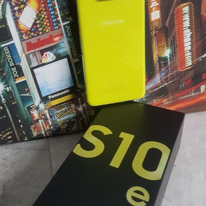 Samsung Galaxy S10e