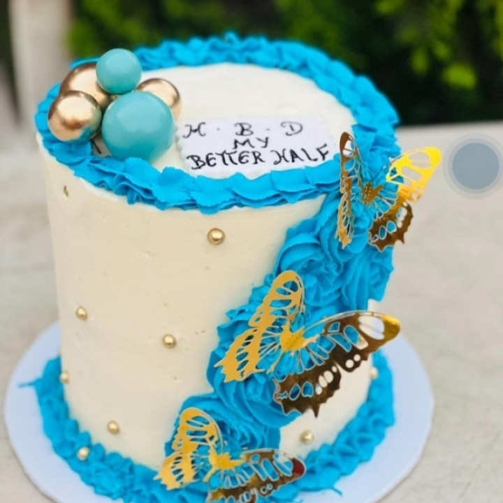 Butter icing cake