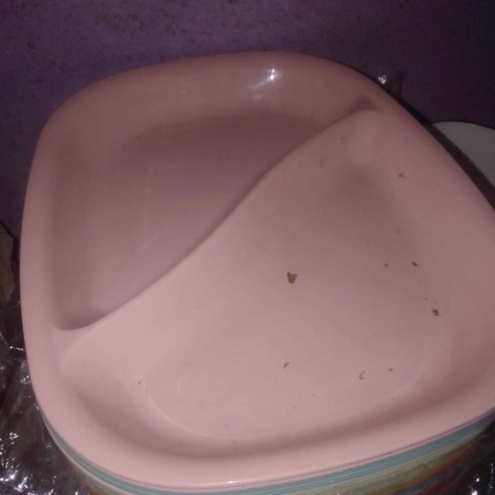 Square breakable Plates