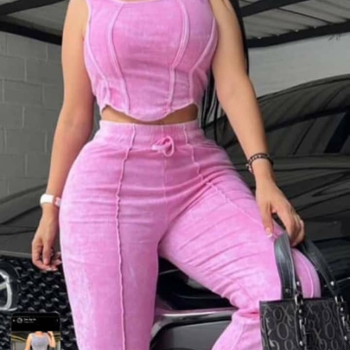 ensemble femme ( pantalon,crop top)