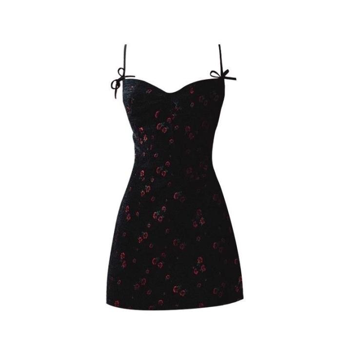 backless suspender Gown