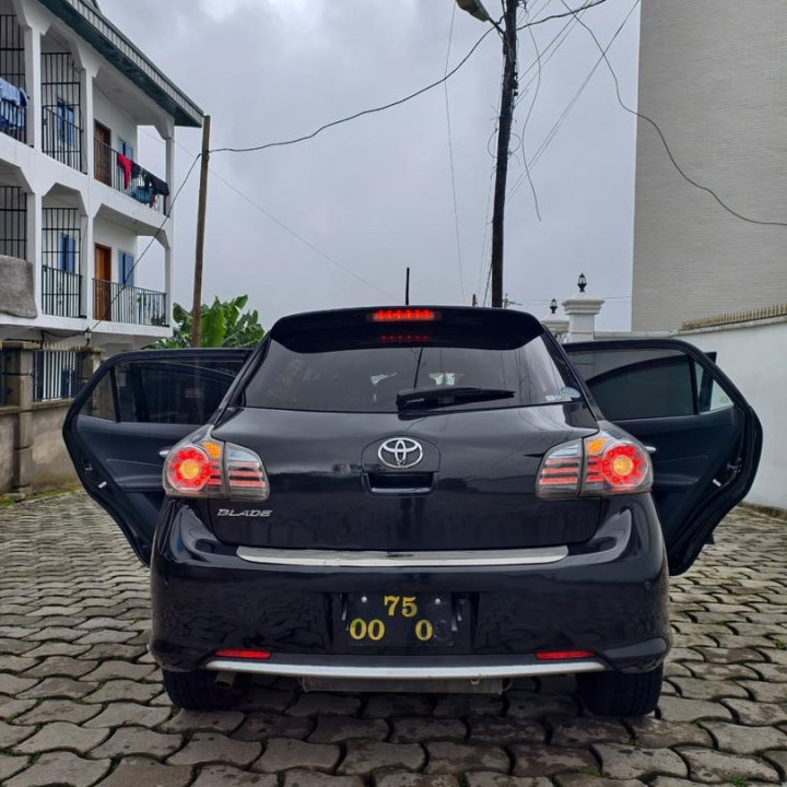 TOYOTA BLADE 2011 MODEL