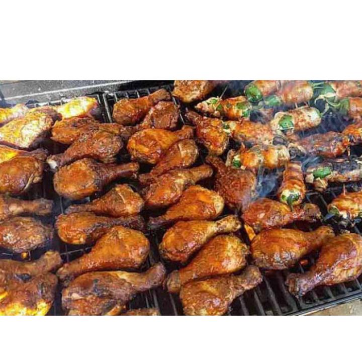 poulet fumé en grillades