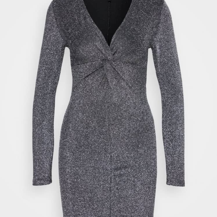 robe argentée