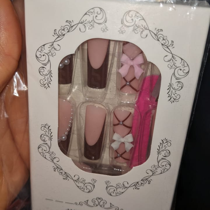 Pink Press-On Nails