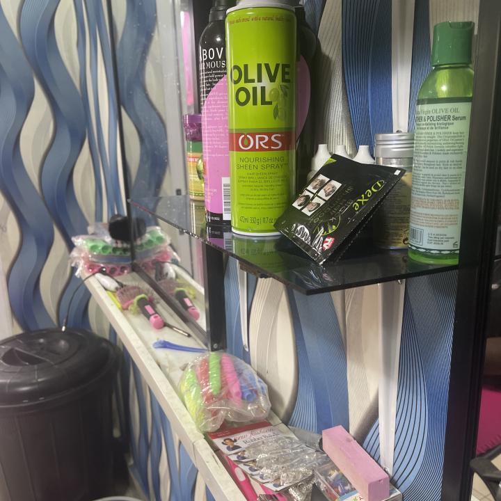 Women’s Hair Salon