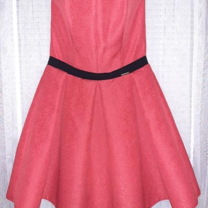 robe orange